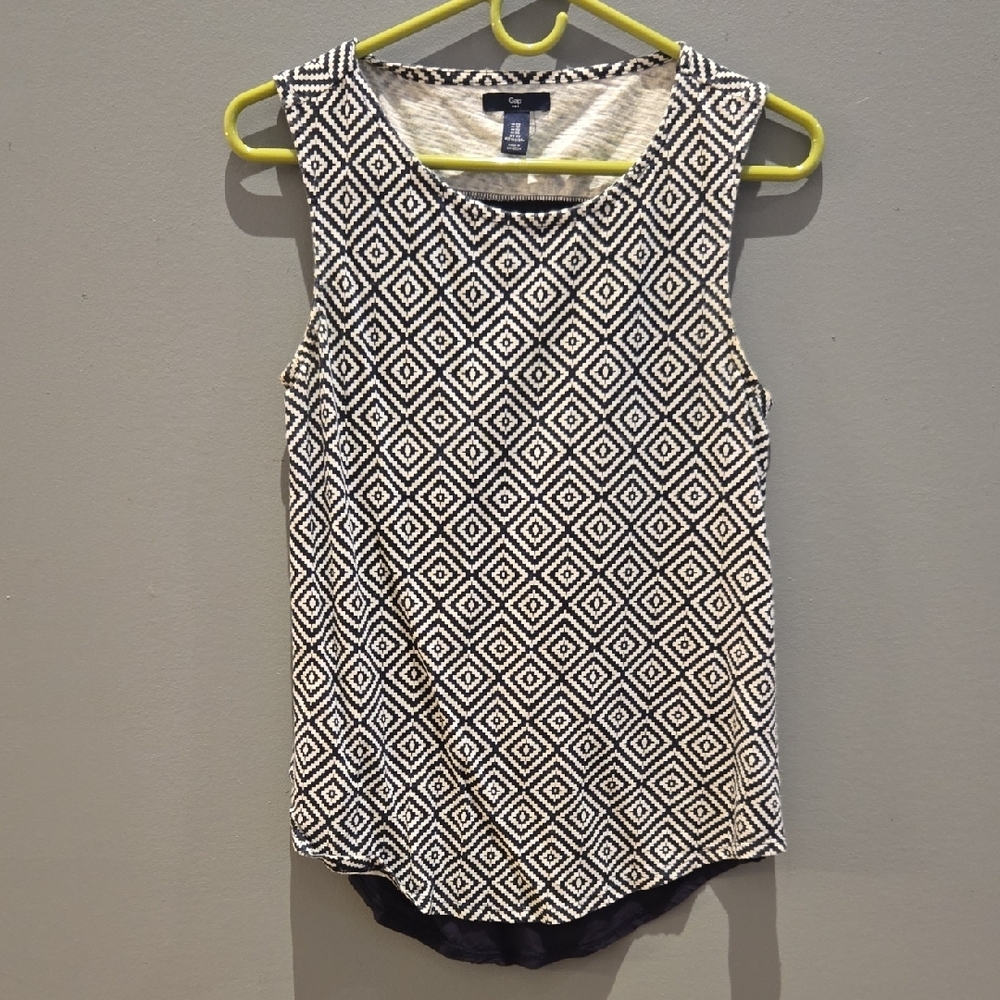 GAP Navy and White Geometric Women's Top